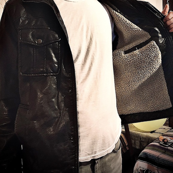 Levi Lether jacket - Picture 2 of 16